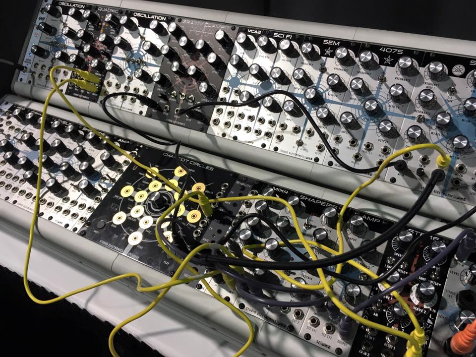 Make Noise ReSynthesizer | 同社の集大成とも言えるモジュラー
