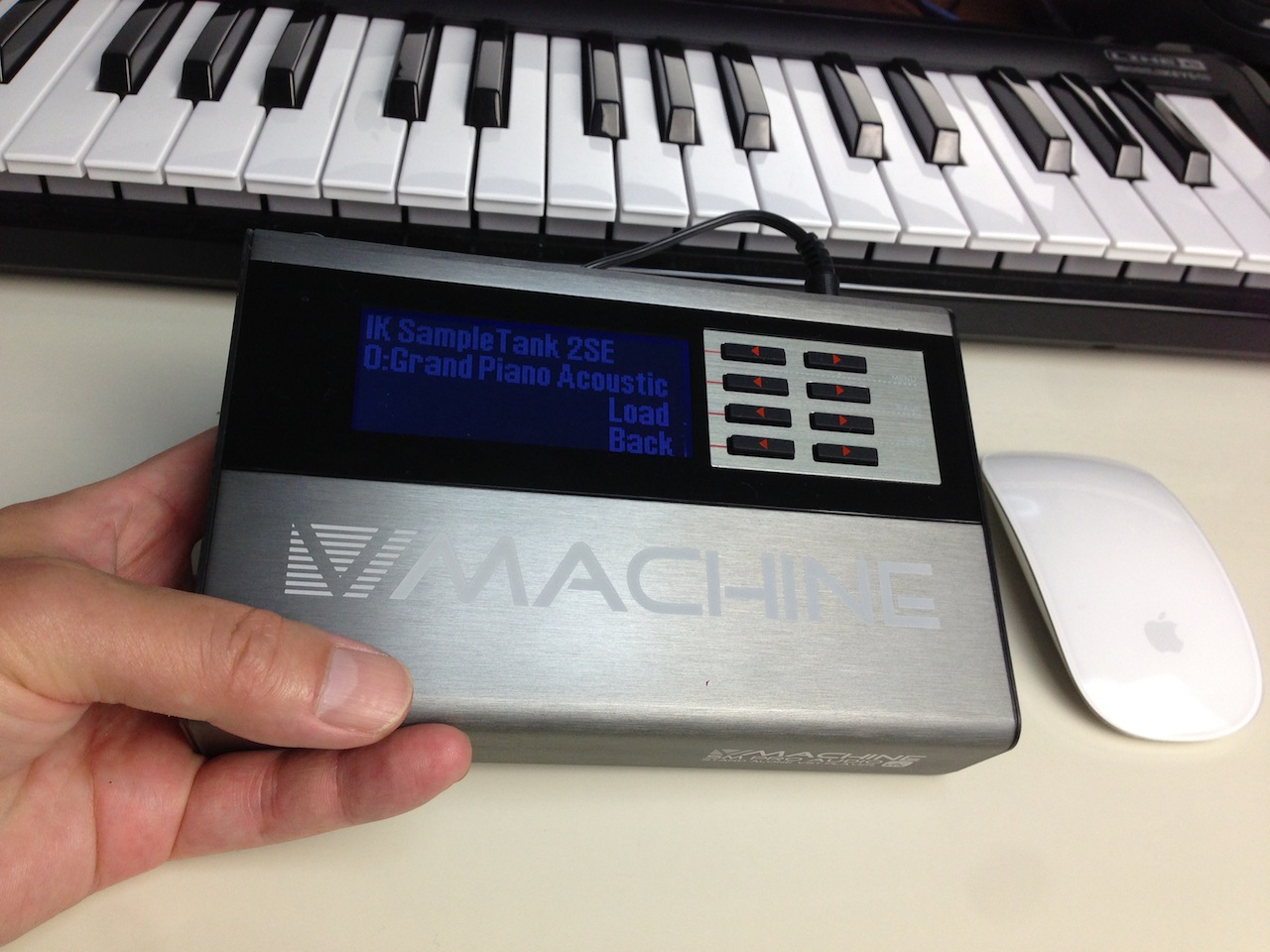 デスクトップVST/VSTiプラグインプレイヤー「V-Machine」を試してみた