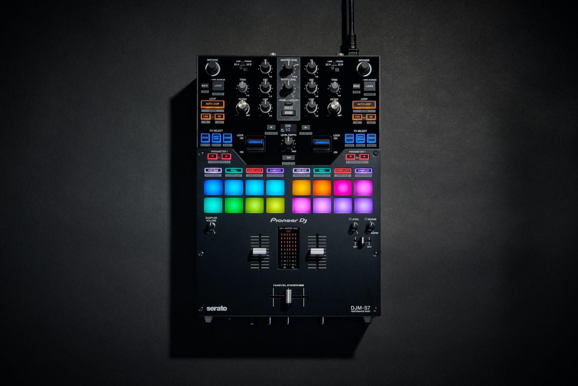 Pioneer DJ DJM-S7 | スクラッチスタイル2ch パフォーマンスDJミキサー