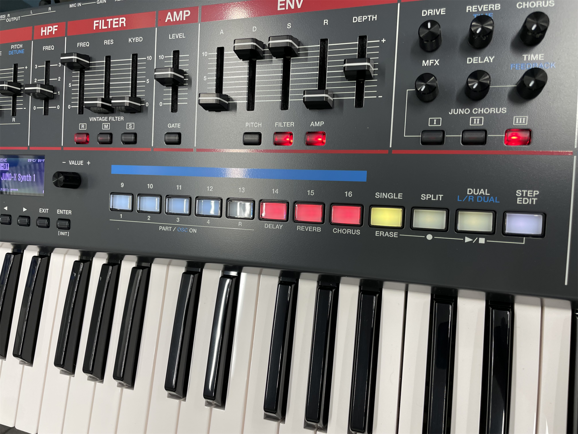 Roland JUNO-G シンセサイザー Roland Juno-G | Vintage Synth Explorer