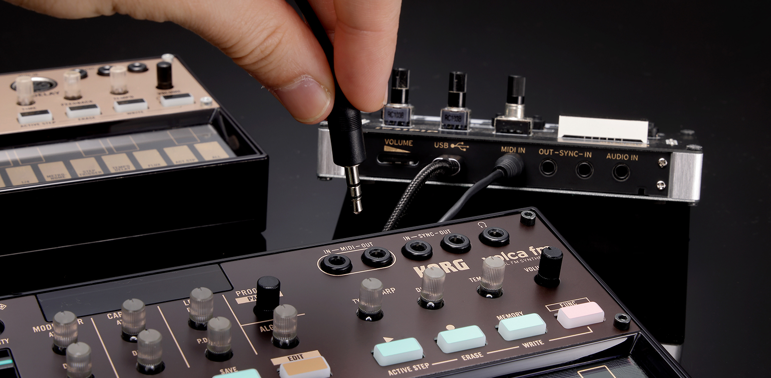 KORG volca fm デジタルシンセサイザー midi out Mod. KORG volca fm