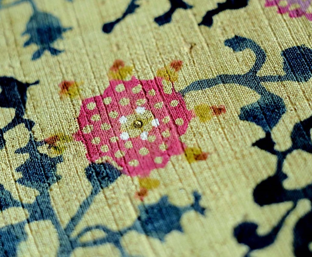 布と染めが響きあう。「型染」津田千枝子さんの作品づくり【きものを