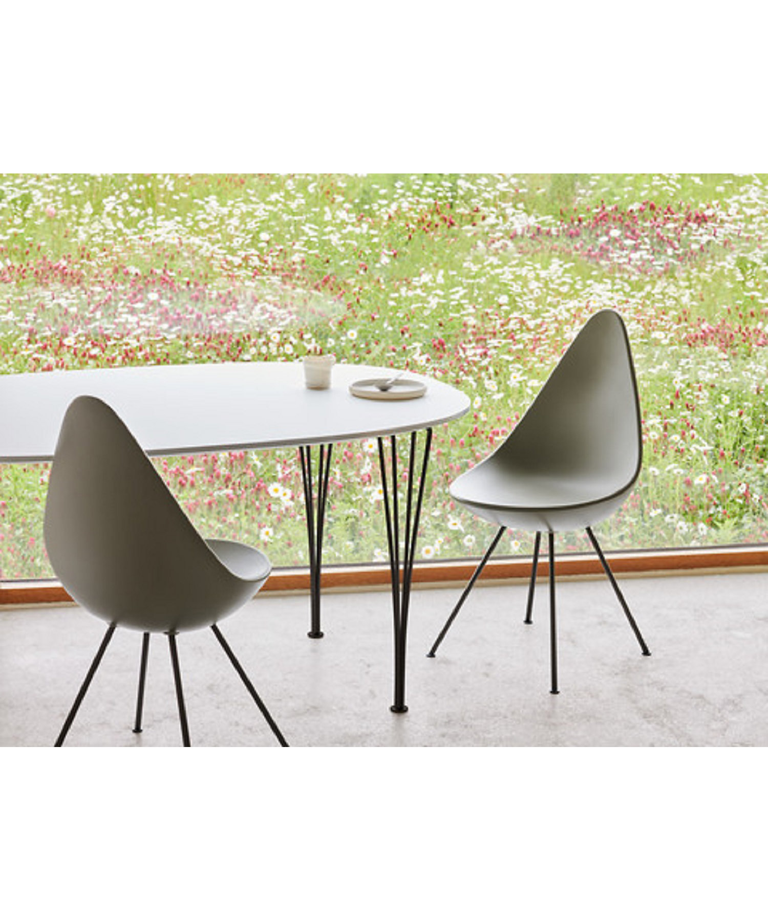 受注商品】ドロップチェア プラスチック ディープクレイ ブラウン