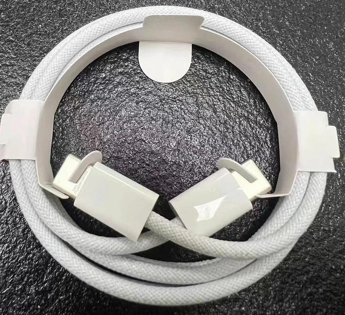 Apple iPhone 15 ブラック 本体 箱 ケーブル付属 iPhone 15 Plus 128GB