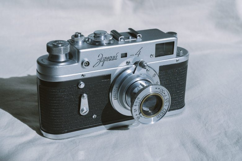 オールドレンズ】ソ連製の沈胴レンズ「FED 50mm f3.5(Industar-10