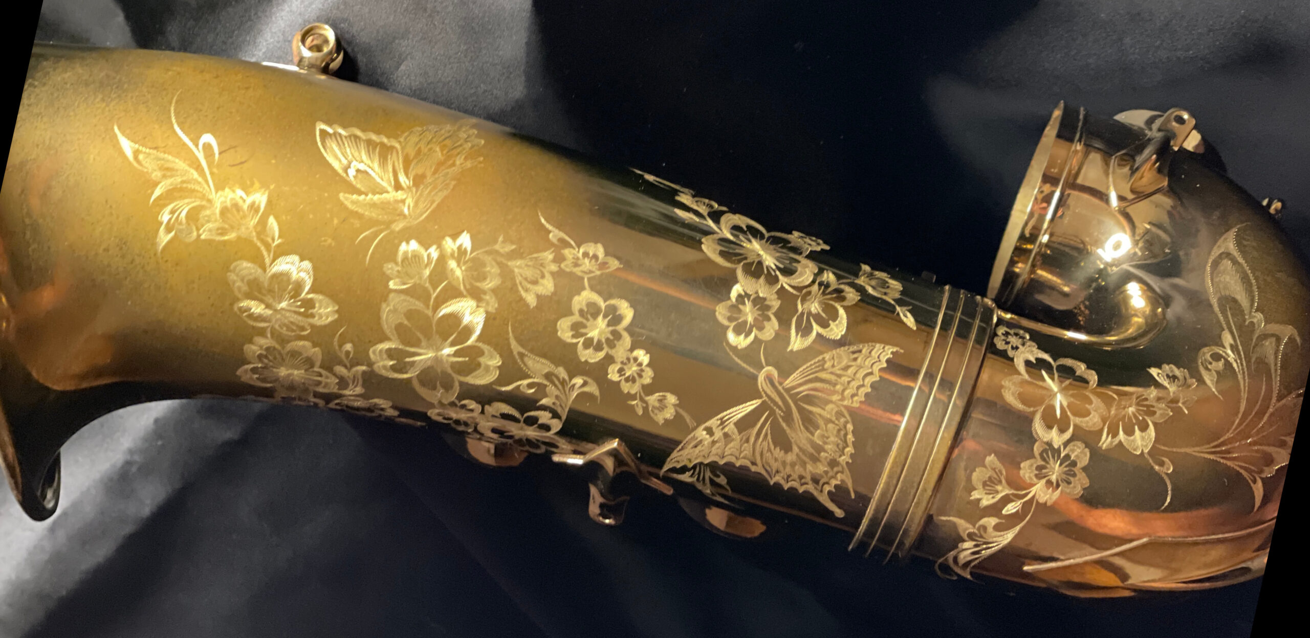 ヘコヘコ】（ブラジルの楽器）マエストロの彫刻入り ヘコヘコ