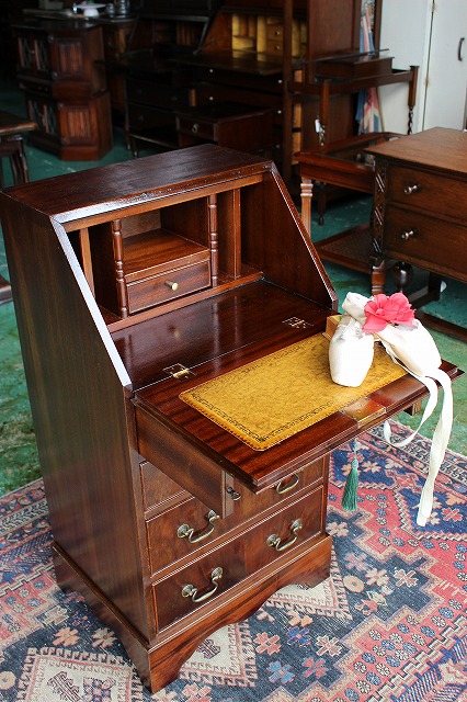 イギリスアンティーク家具 ビューロー ライティングビューロー デスク