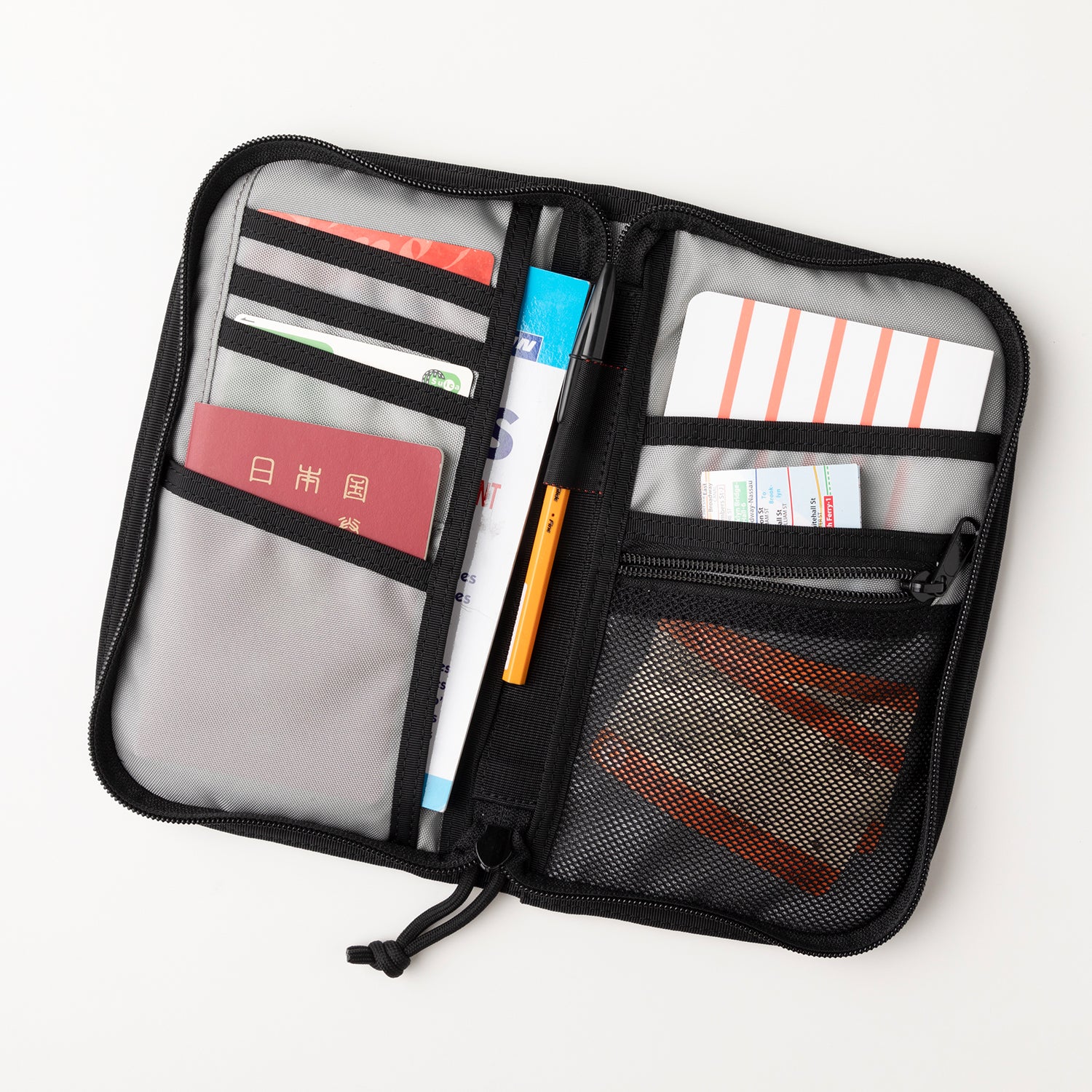 BRIEFING 迷彩パスポートケース BRIEFING | ブリーフィング Begin別注