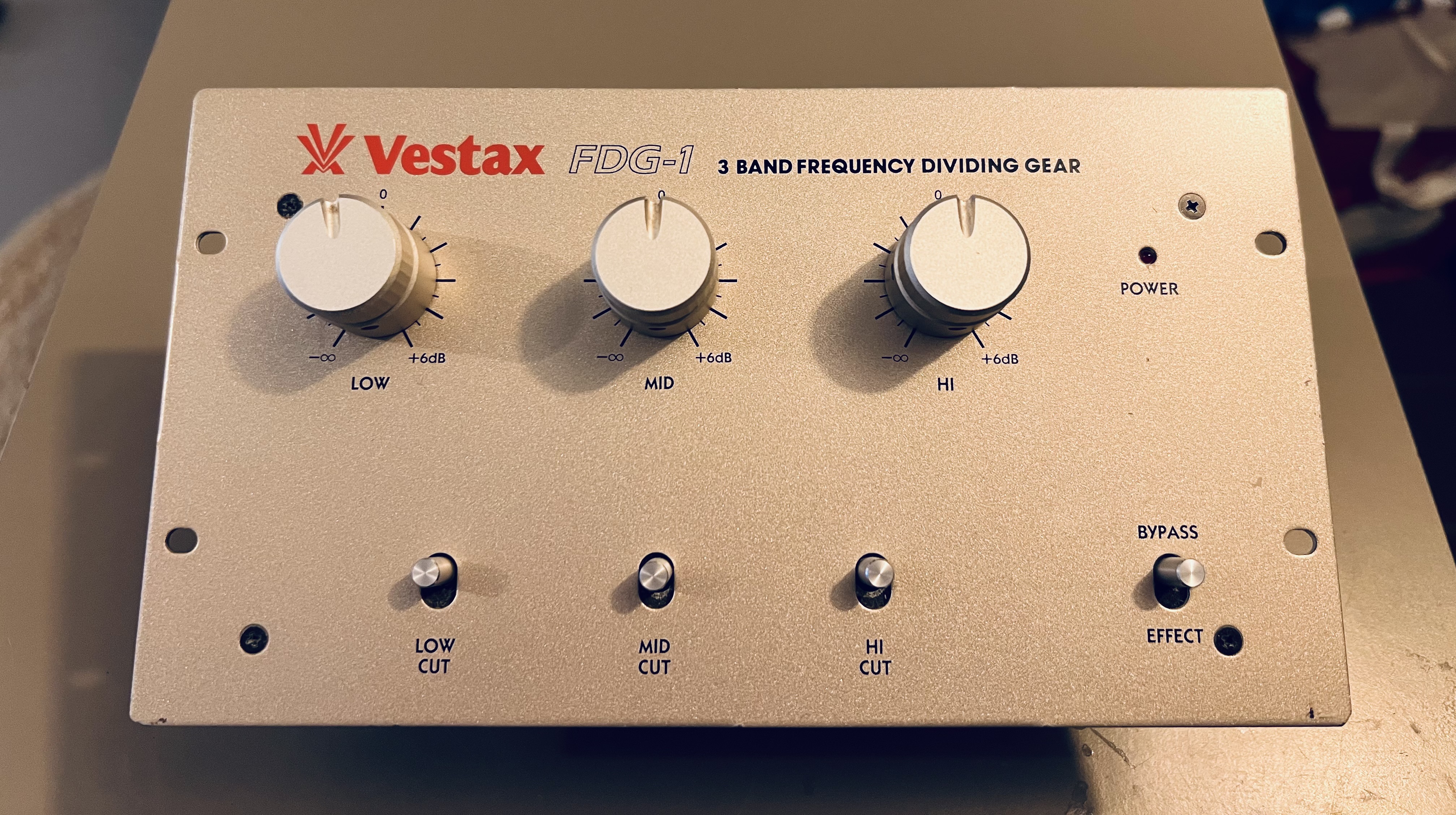 Vestax FDG-1 3バンドアイソレーター d*e様 Vestax FDG-1 3バンド