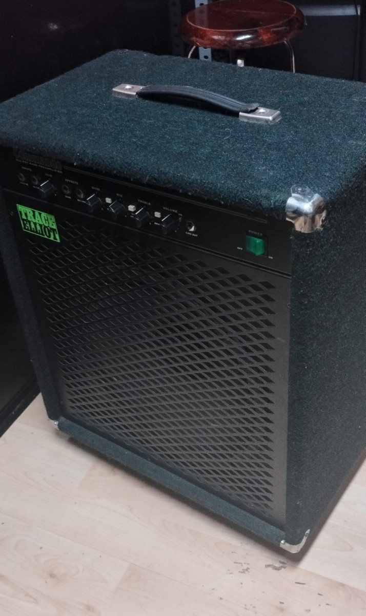 Trace Elliot Commando ベース用アンプ 100w