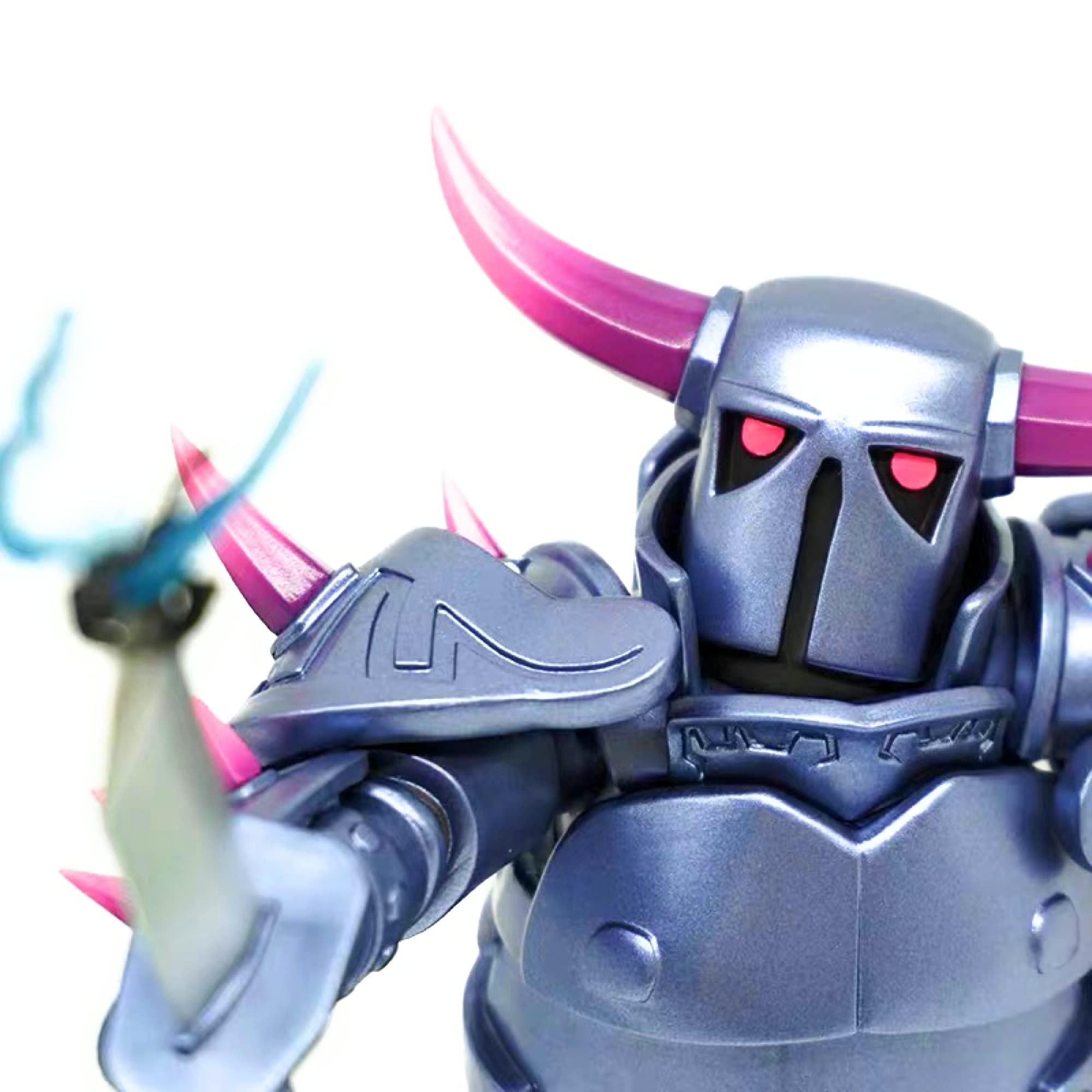 クラロワ クラクラ ペッカ フィギュア Amazon.co.jp: 【supercell公式