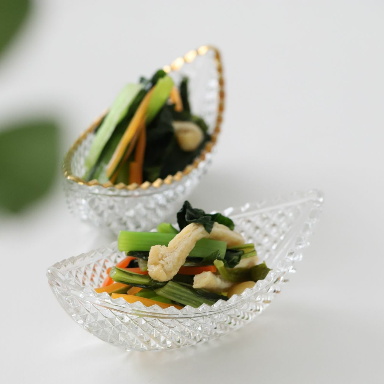 工芸ガラス ギアマン切子クリスタルガラス 皿 時代箱付 V R7069 工芸