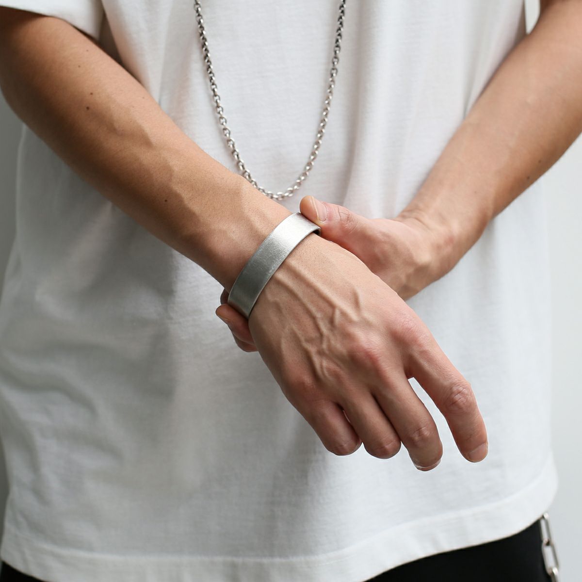 JEX005MS)EXITメタルバングル XS(10mm）-バイブレーション（マット