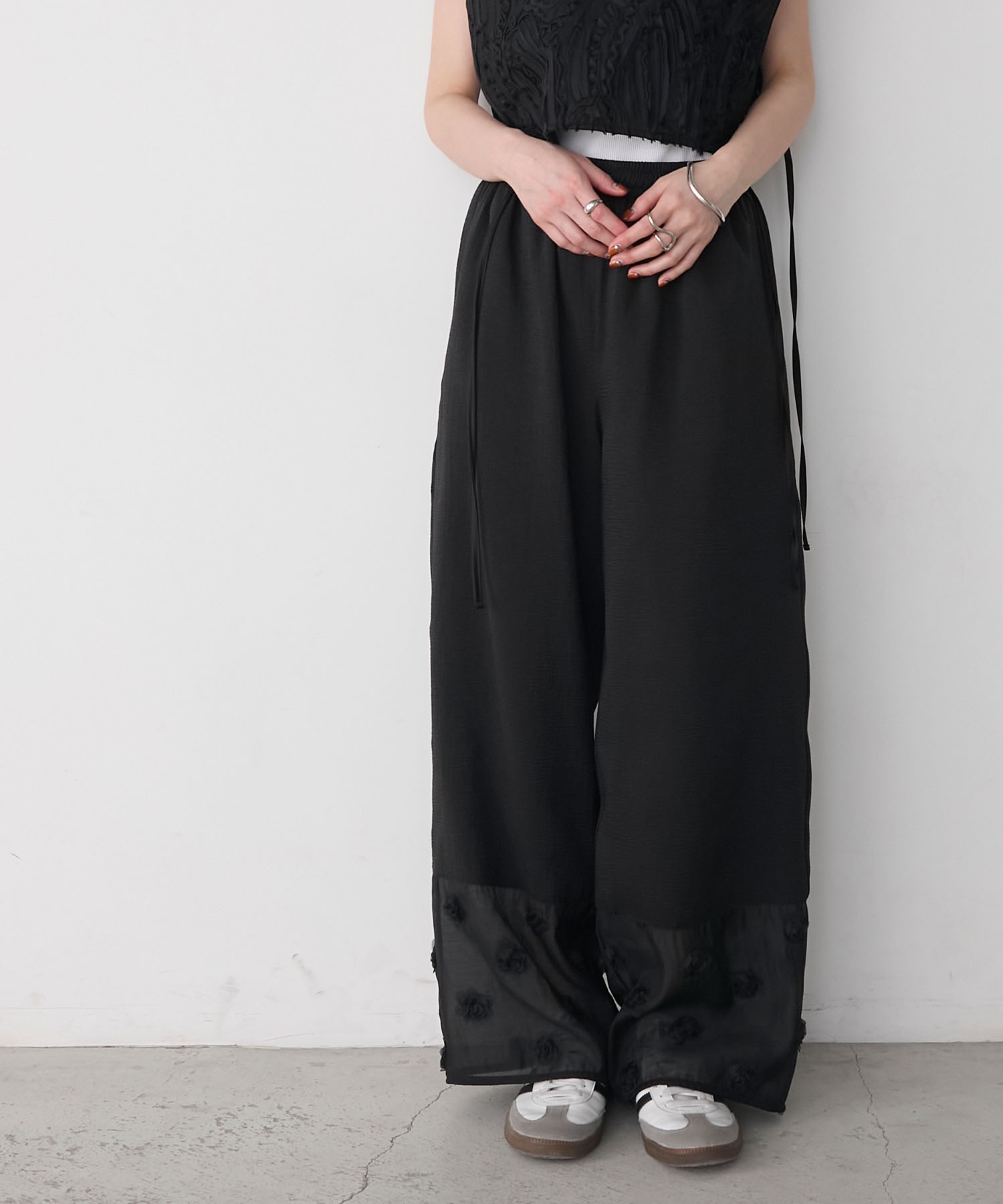 forksy.】シアー フラワーモチーフ切替え イージーパンツ forksy