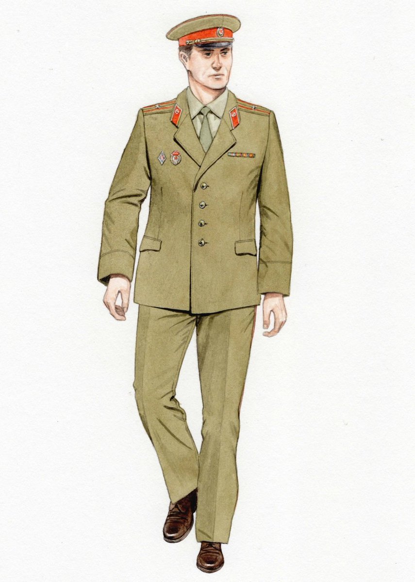 ソ連軍将校用常勤服+コートのオプション有り