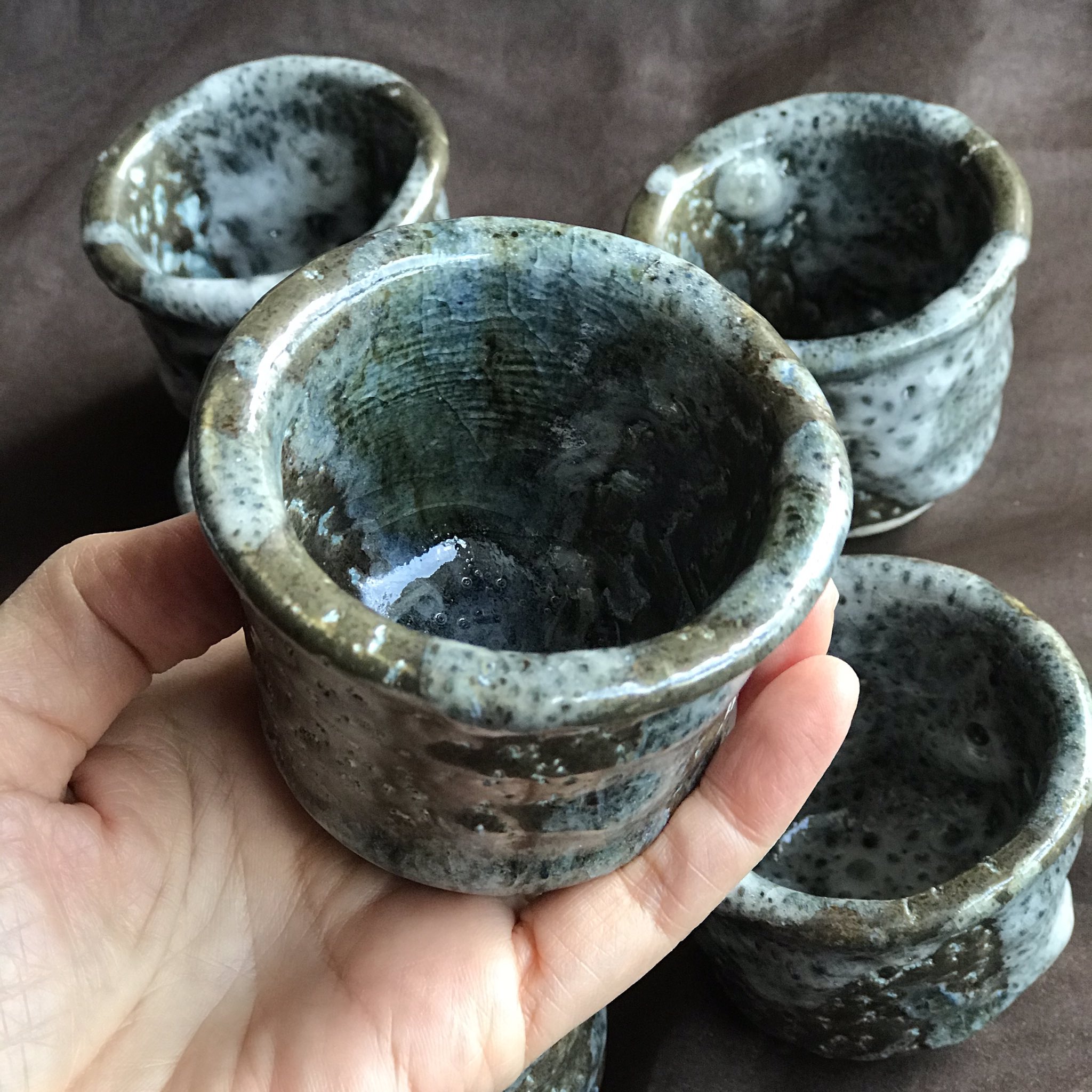 美しい古美術◼️蔵からかなりステキな古唐津の抹茶茶碗が出て来ました