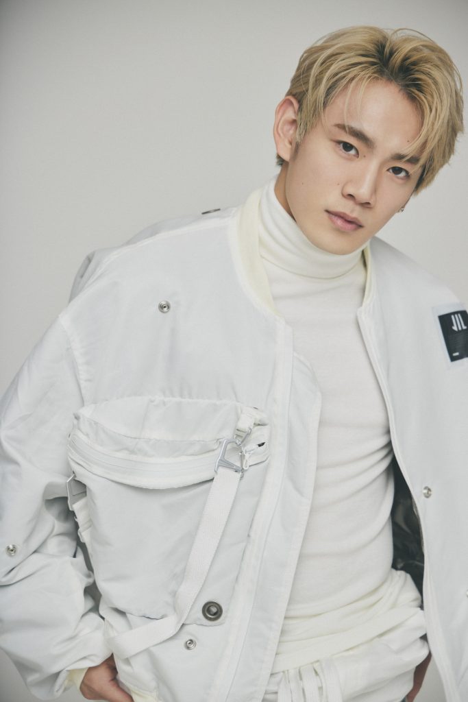 え*読様 浦川翔平 クッション カウコン 浦川翔平 クッション W2P 浦川