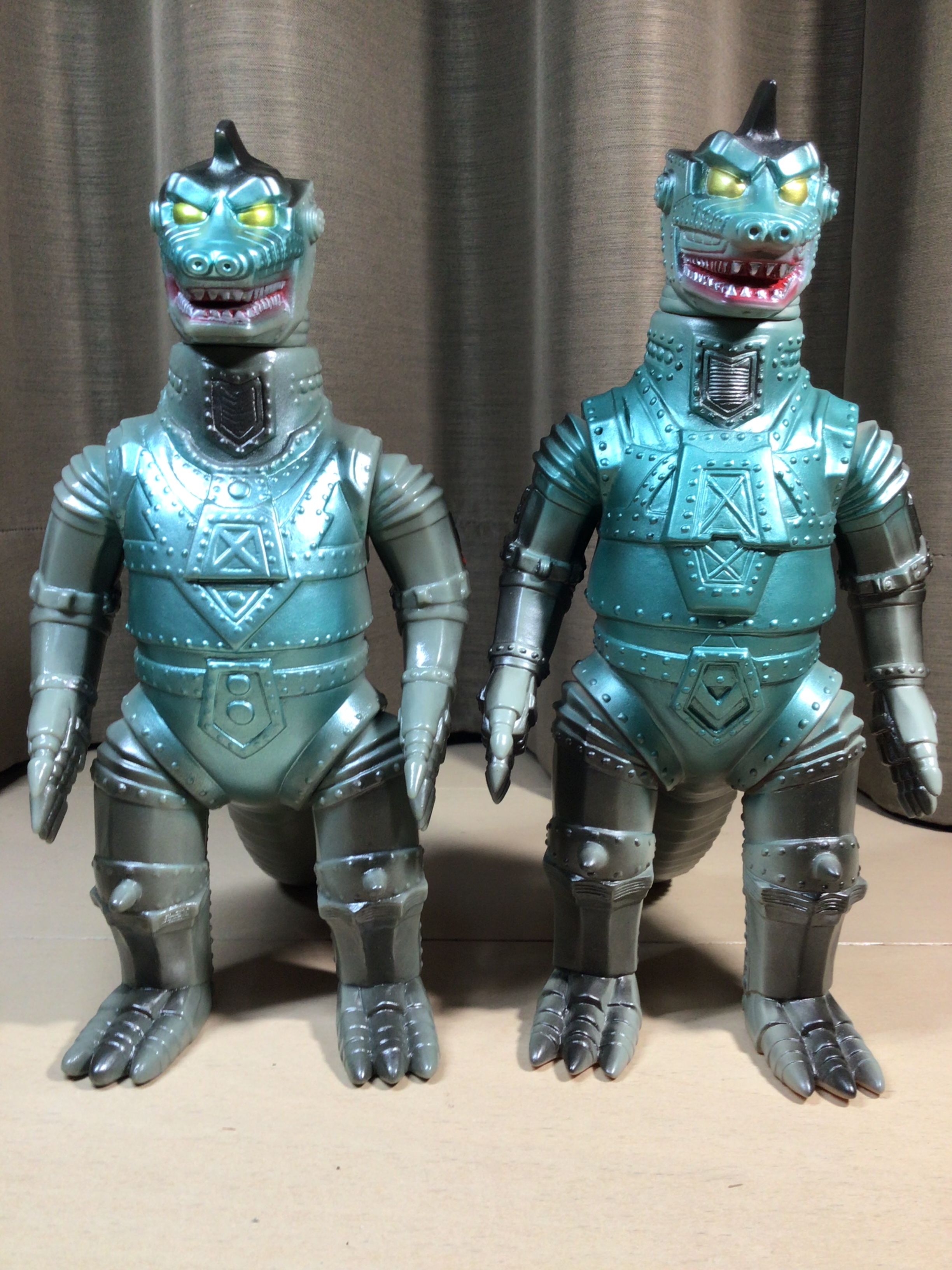 M1号 復刻ブルマァク メカゴジラ ミニソフビ M1号 復刻ブルマァク