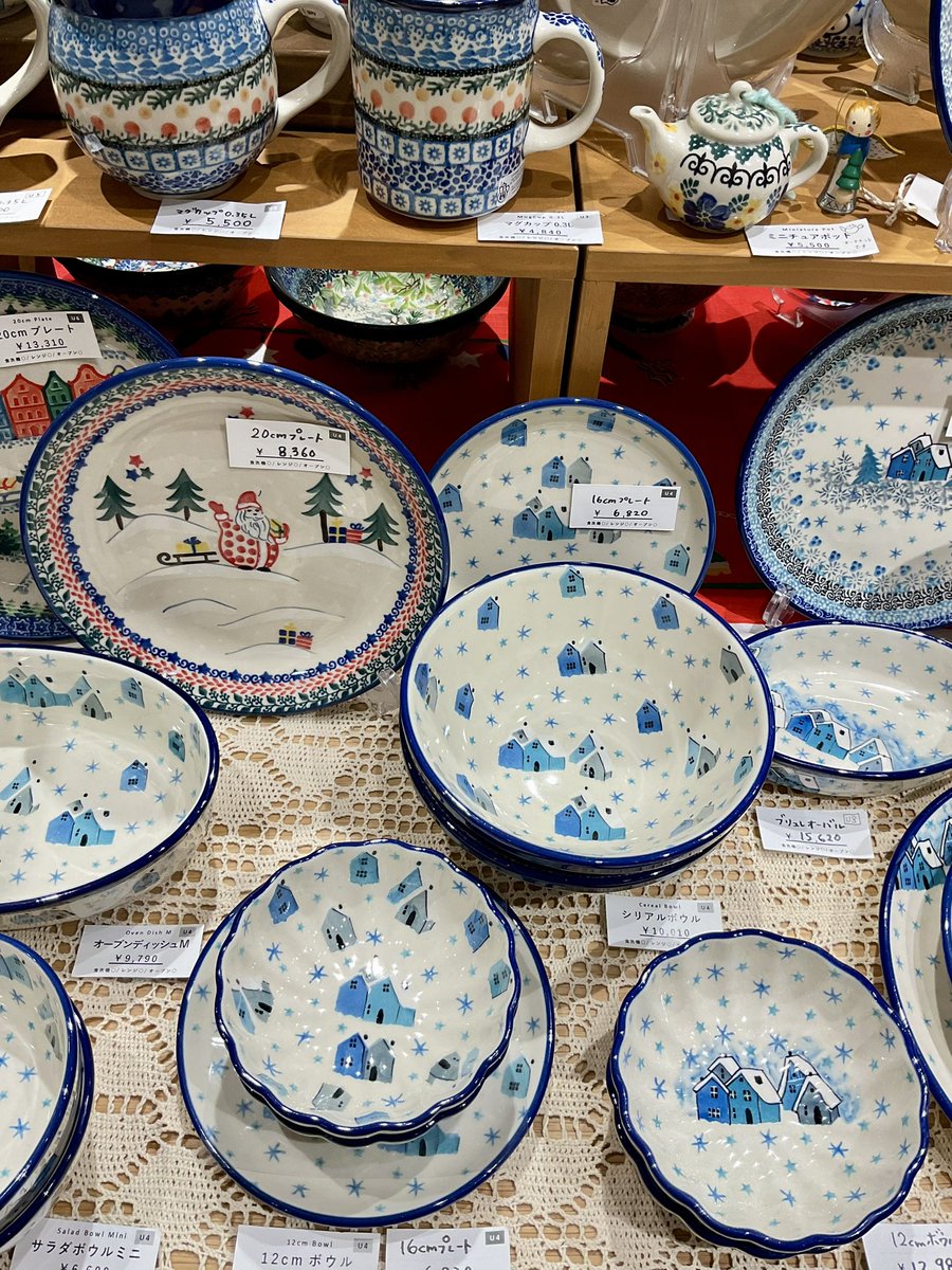 ポーランド食器水彩画額縁付き 33cm×19cm ポーランド食器水彩画額縁