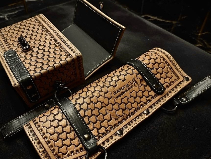 Pvt.Workshop 本革 デッキケース DB08 PMBハーフサイズ Pvt.Workshop