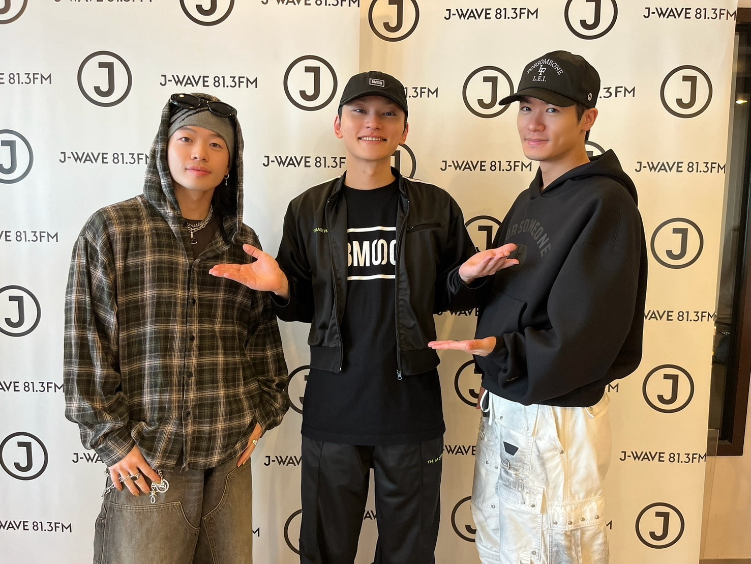 THE RAMPAGE LIVE TOUR 2019 “THROW YA FIST” TOUR GOODS 詳細ページ