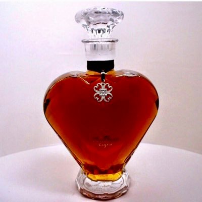 Shape heart crystal(最高級クリスタルブランデー) (@shapeheartcrys1