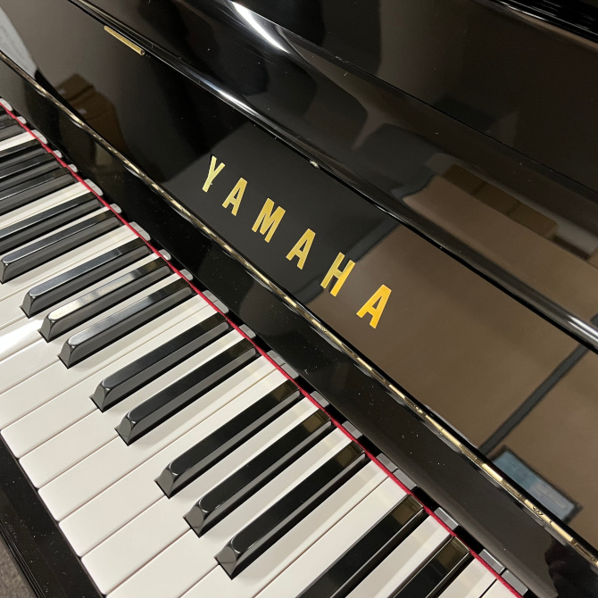 中古》U30A ヤマハアップライトピアノ | ご成約済み商品 | 大阪・本町