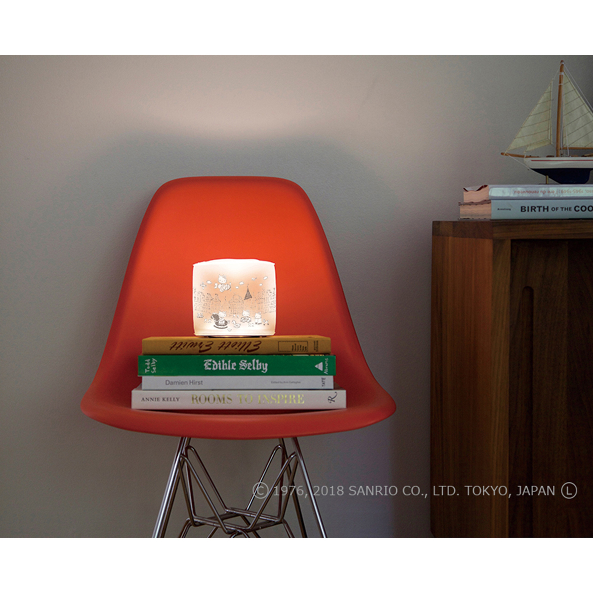 ソーラー充電ランタンエムパワード ラックスハローキティ - QVC.jp