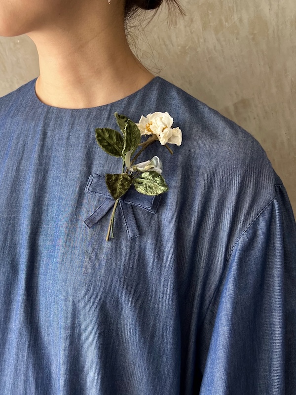 la fleur 野ばらのコサージュを作るワークショップ – Rallye / margot