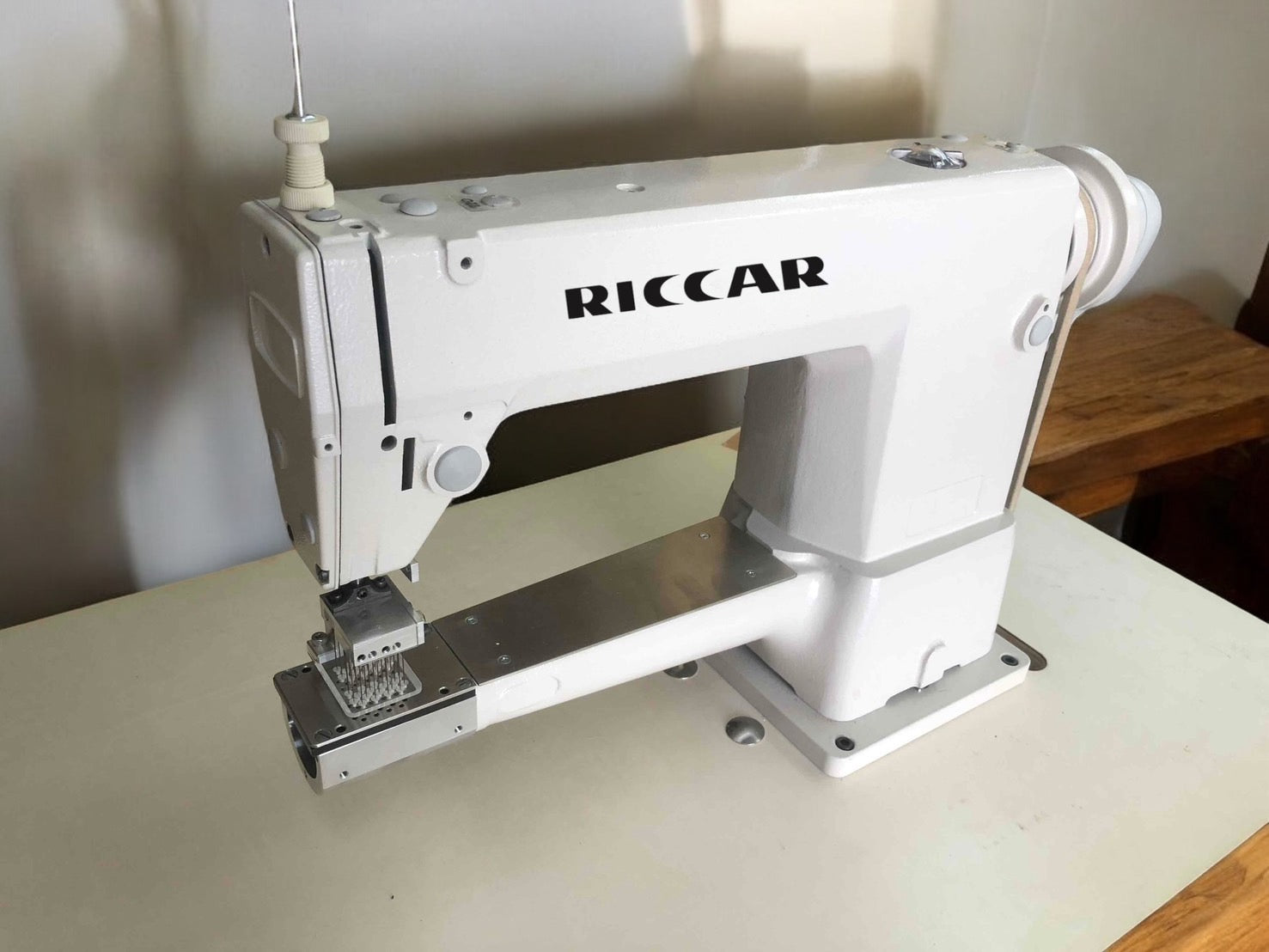 レトロ アンティークミシン RICCAR リッカー ミシン RW-6L 2026年最新