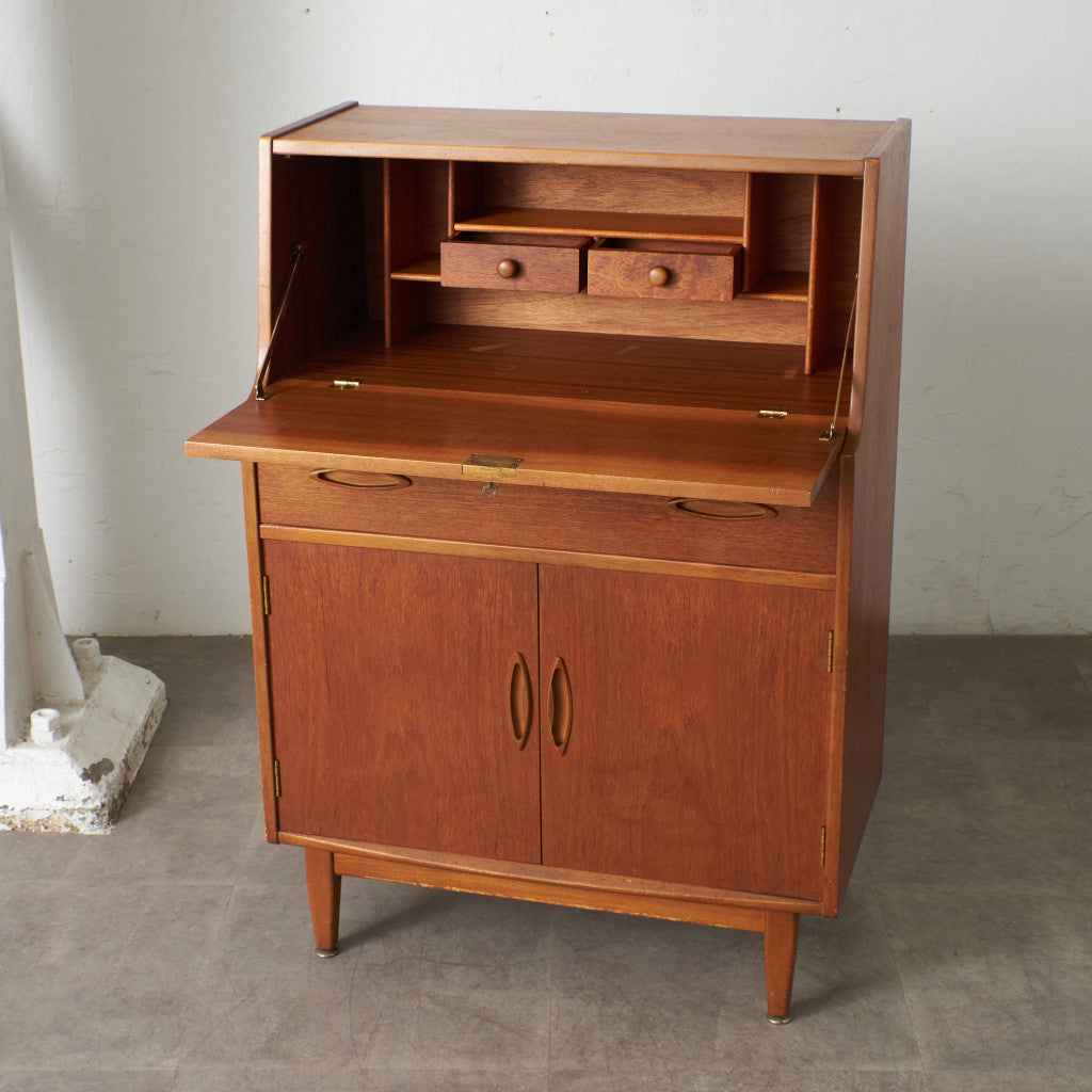 ライティングビューロー｜ジェンティーク Jentique – rocca rocca