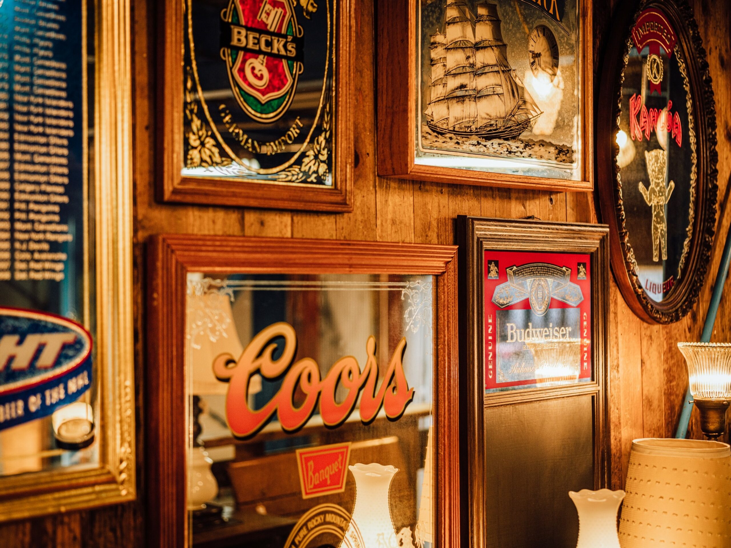 湯布院アンティーク レア品 アメリカビンテージ lark パブミラー