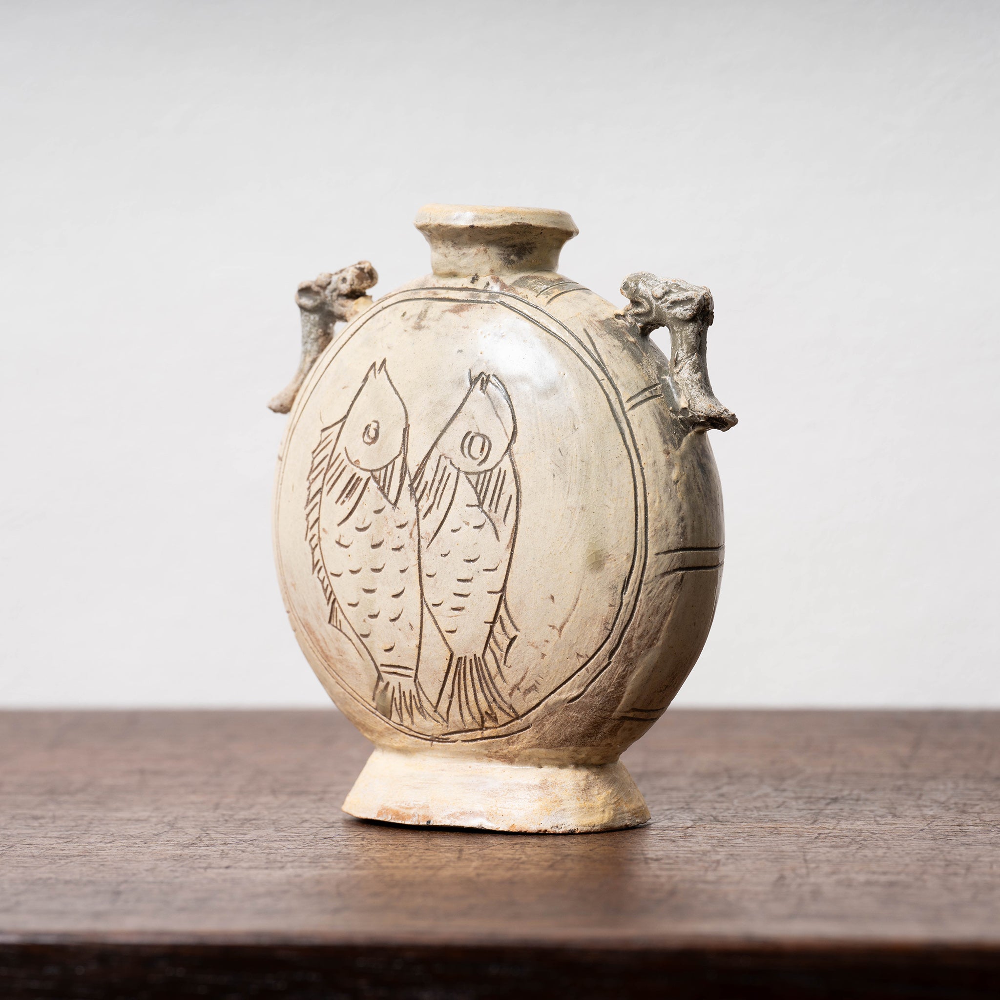 青い模様の陶器の壺 李朝 小壺 青い模様の陶器の壺 李朝 小壺