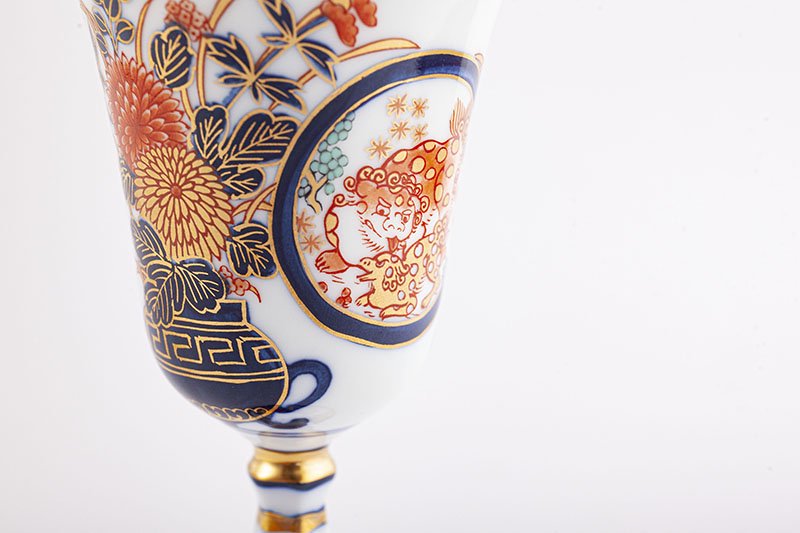 769 有田焼 其泉窯 染錦四方割木甲草花文 三段重 賞美堂本店 未使用