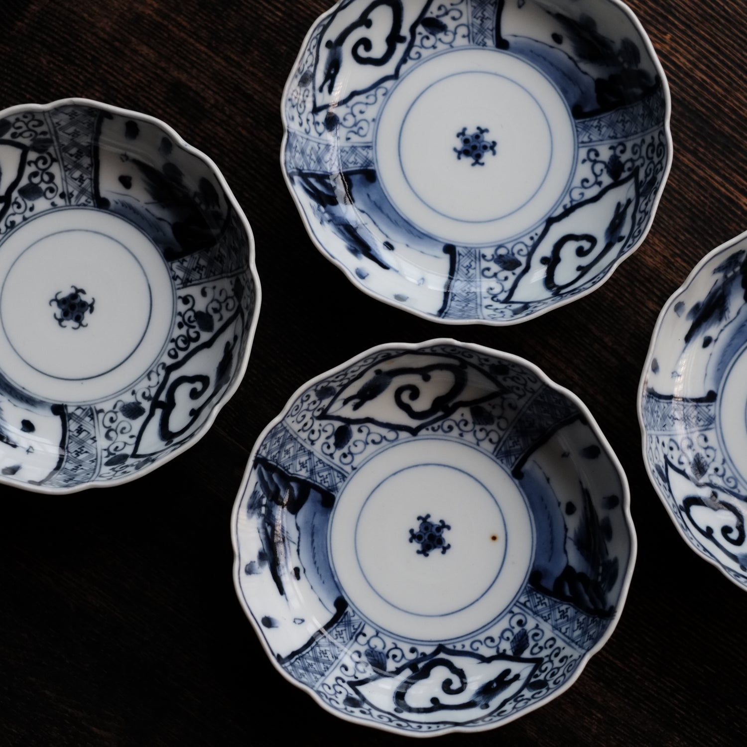 山水 海 染付 5枚組 箱入り 窯傷 歪み 中皿 山水 海 染付 5枚組 箱入り