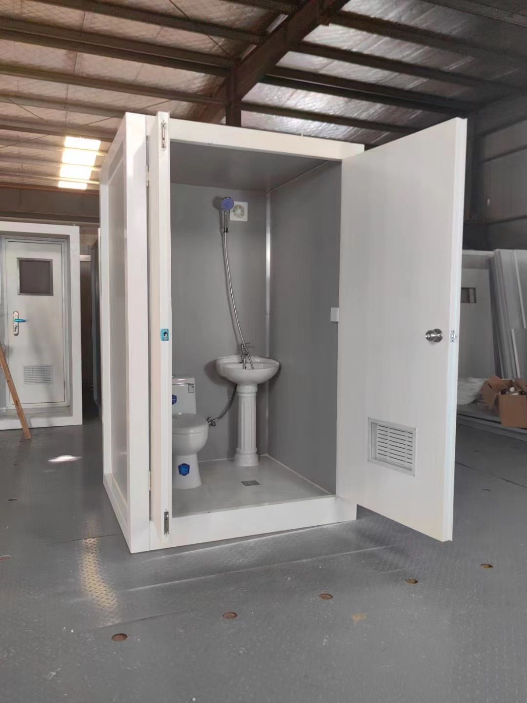 仮設トイレ 新品 簡易水洗 1.1*1.3*2.25m 工事現場 建築現場 公園 置場