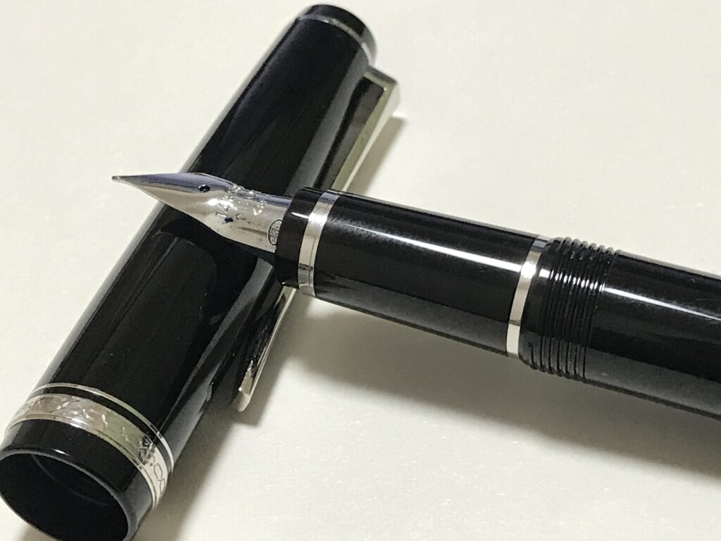 T*U様 パイロット 万年筆 エラボー 金属軸 SF 新品)PILOT パイロット