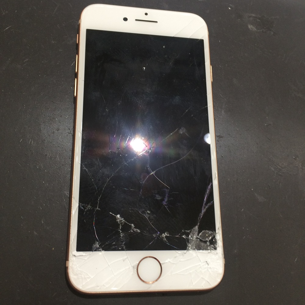 iPhone 8 ホワイト 画面傷あり