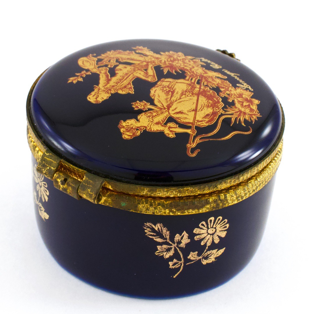 陶磁器 フランス リモージュ（Limoges） CASTEL 宝石・小物入れ