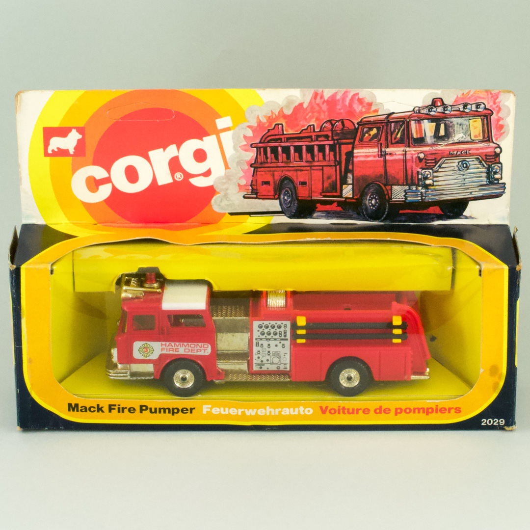 コーギー メジャートイズ ミニカー 消防車 欠品、破損あり コーギー