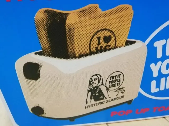 2026年最新】ヒステリック グラマー トースターの人気アイテム - メルカリ