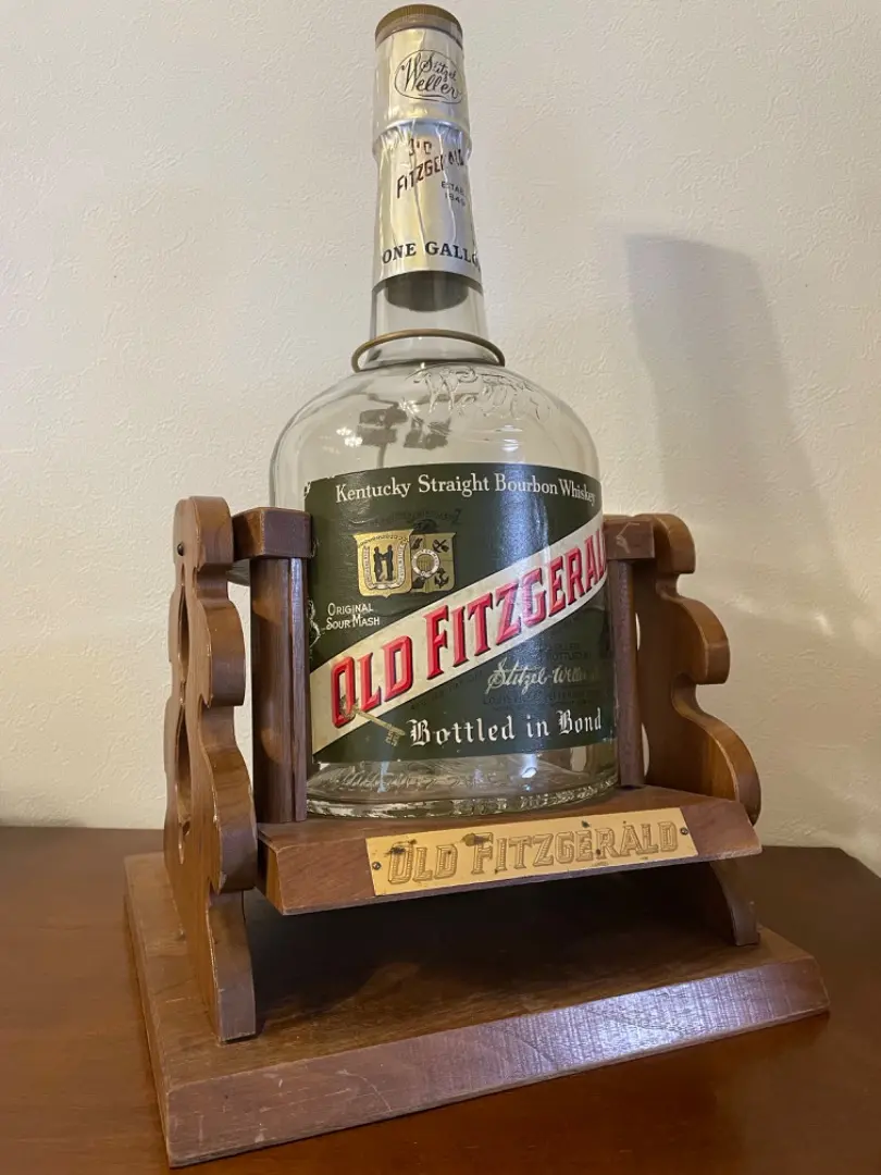 2026年最新】OLD FITZGERALD 食品・飲料・酒の人気アイテム - メルカリ