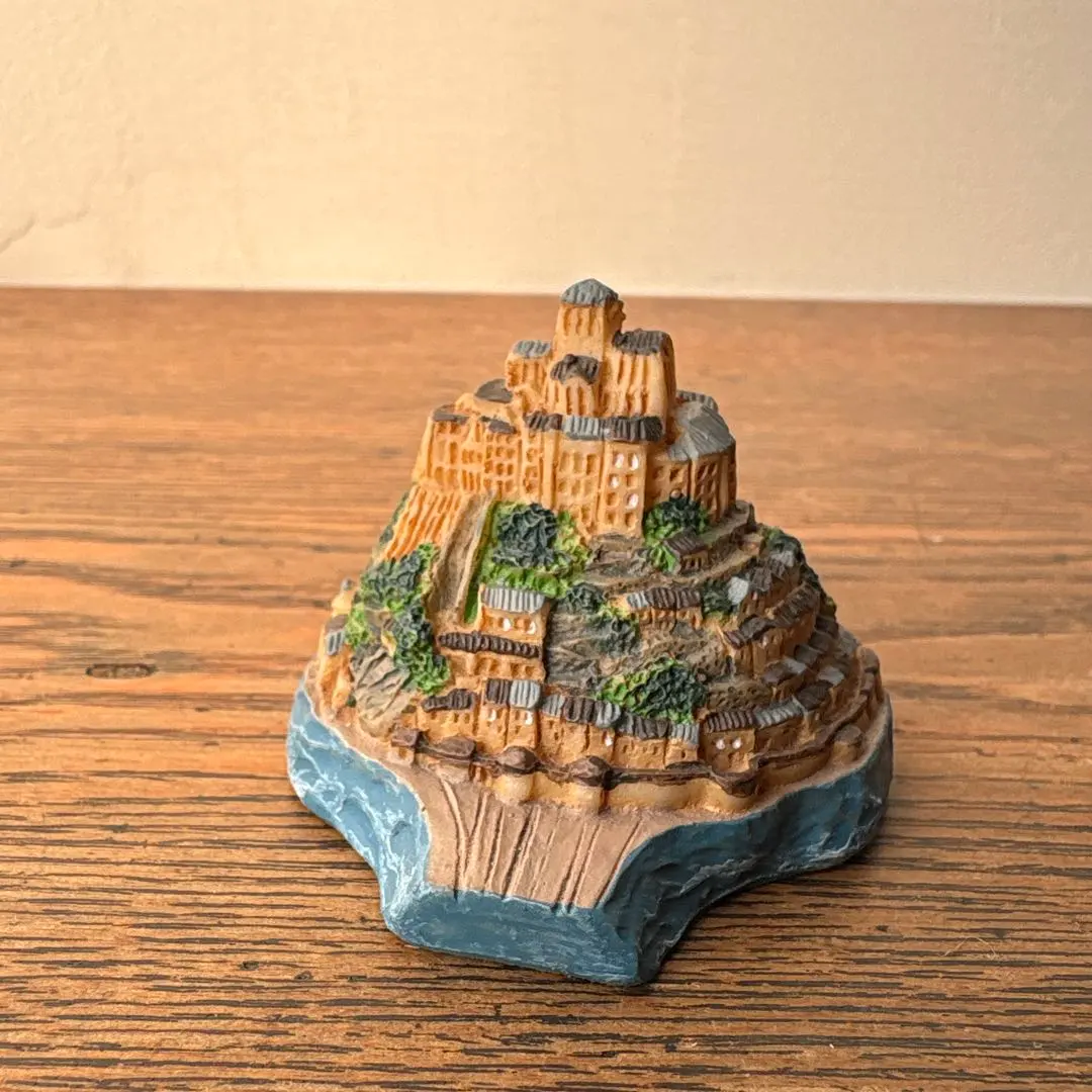 2026年最新】モンサンミッシェル 置物の人気アイテム - メルカリ