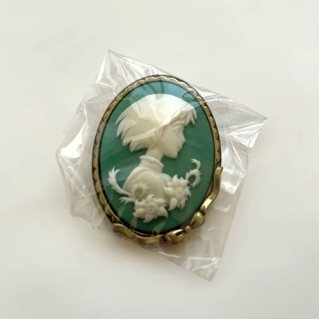 2026年最新】カメオ ブローチ ジブリの人気アイテム - メルカリ