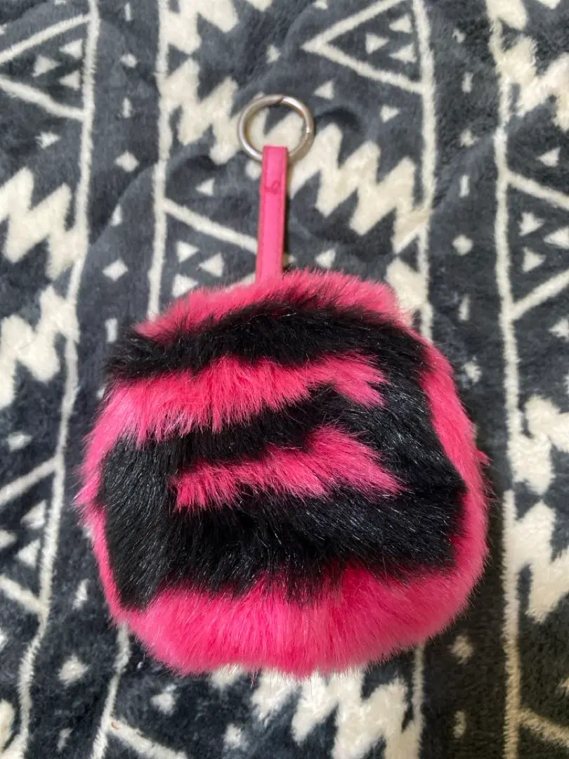 2026年最新】bigbang ファーチャーム ジヨンの人気アイテム - メルカリ