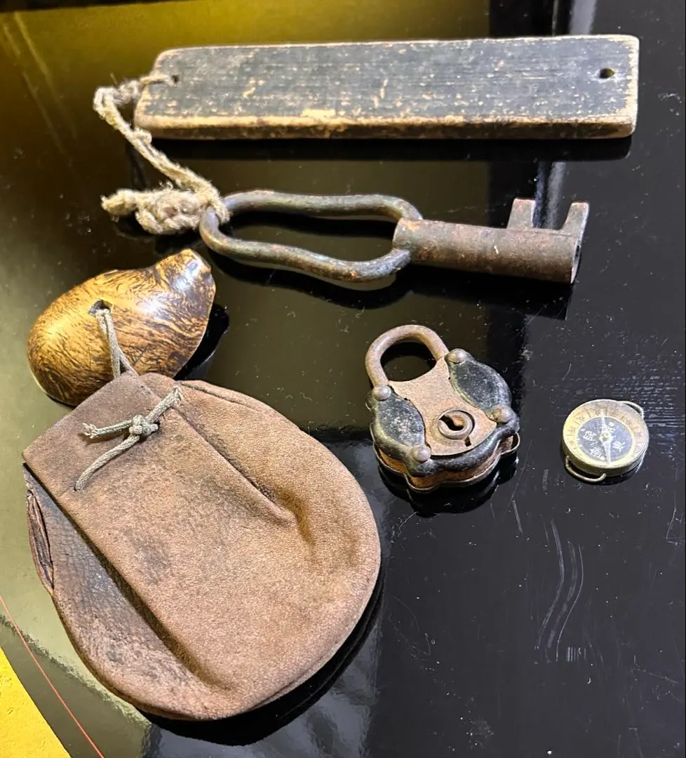 江戸時代慶応3年記銘阿波淡路國蜂須賀家25万7000石知行地土蔵蔵鍵木札