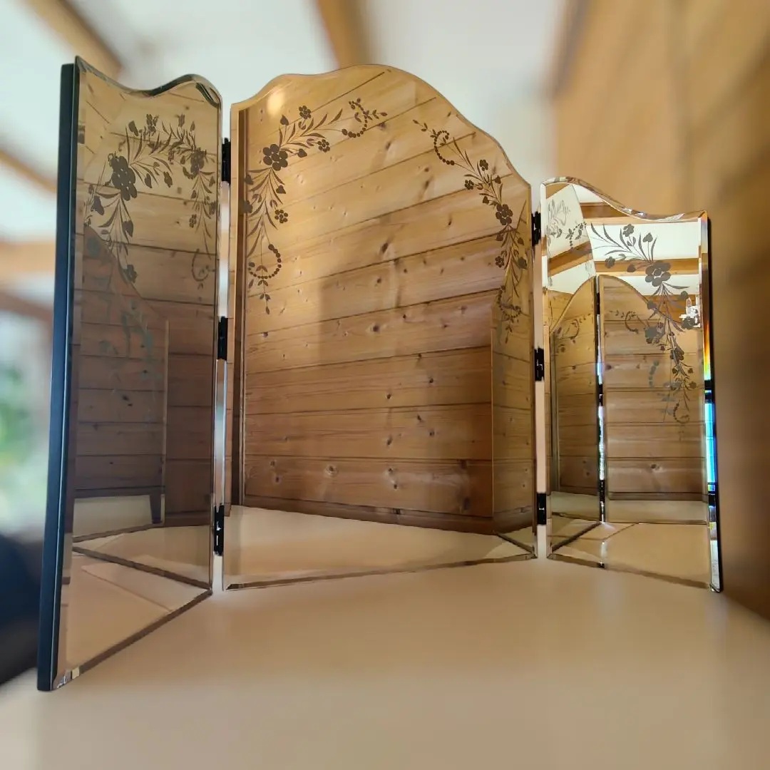 2026年最新】ドレッサー ローラアシュレイの人気アイテム - メルカリ