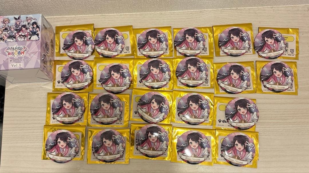 DIAMOND in the ROUGH 花芽なずな 缶バッジ×22個 事前販売】DIAMOND in the ROUGH ランダム缶バッジ