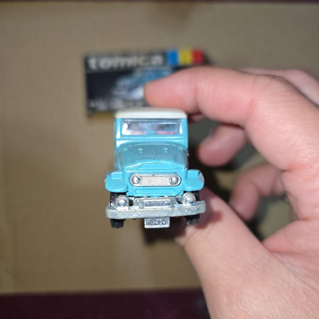 ランドクルーザー トミカ 黒箱 トヨタ