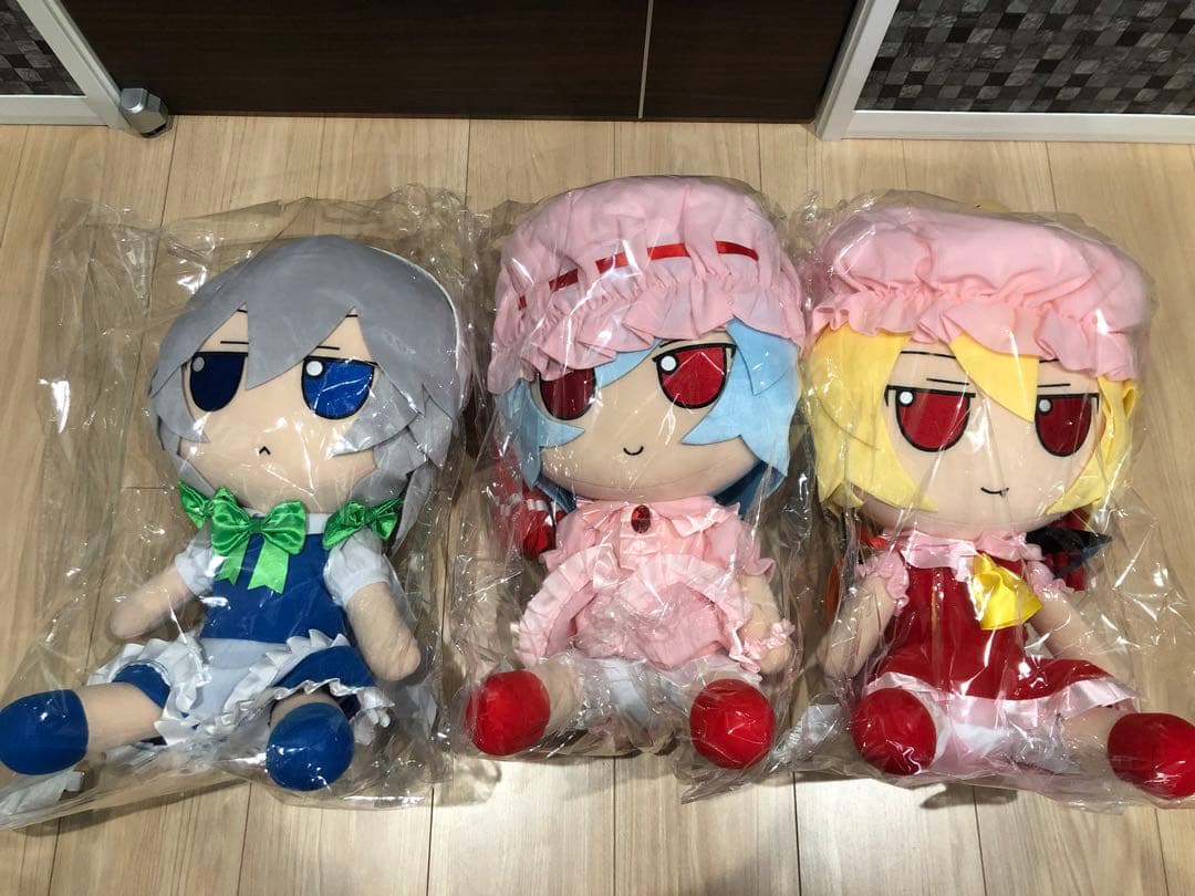 東方Gift ふもふも まんなかさいず ふらん れみりあ さくやセット バッジ付